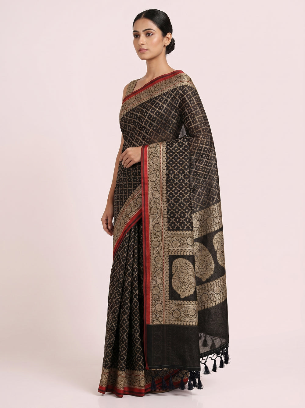 The Graceful Chanderi Silk Cotton Saree with Silver-Bronze Accent - Black